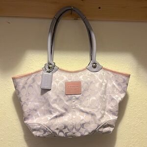 COACH Signature Series lilac bleecker bag no. k0967-f14385